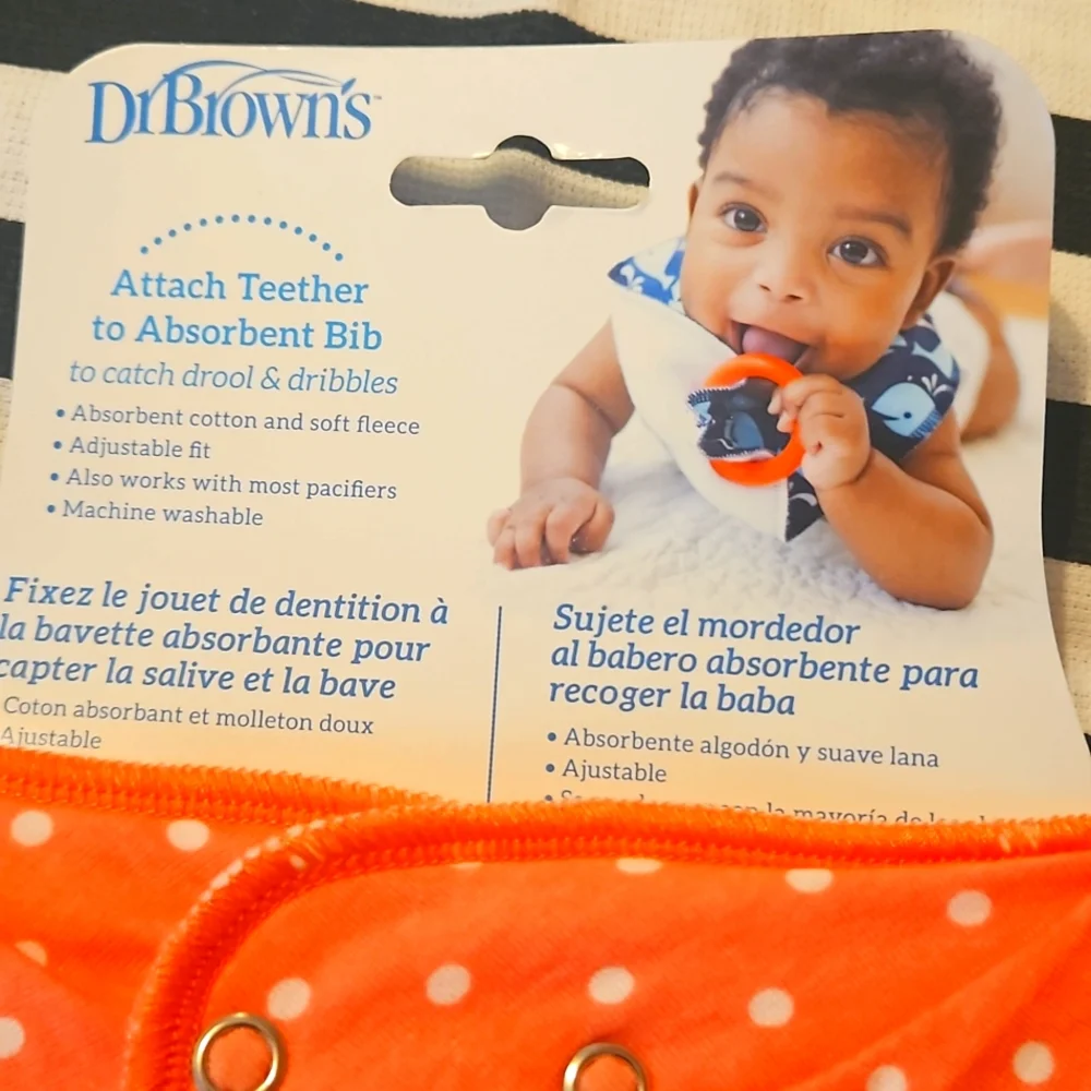 NWT!!! Dr. Brown’s Bandana Bibs with Teether, Teething Ring (3m+) Bundle & Save